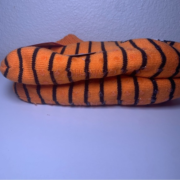 NWT Hello Kitty Halloween Grip Socks Slippers Booties Orange Striped Pumpkin - Picture 4 of 8